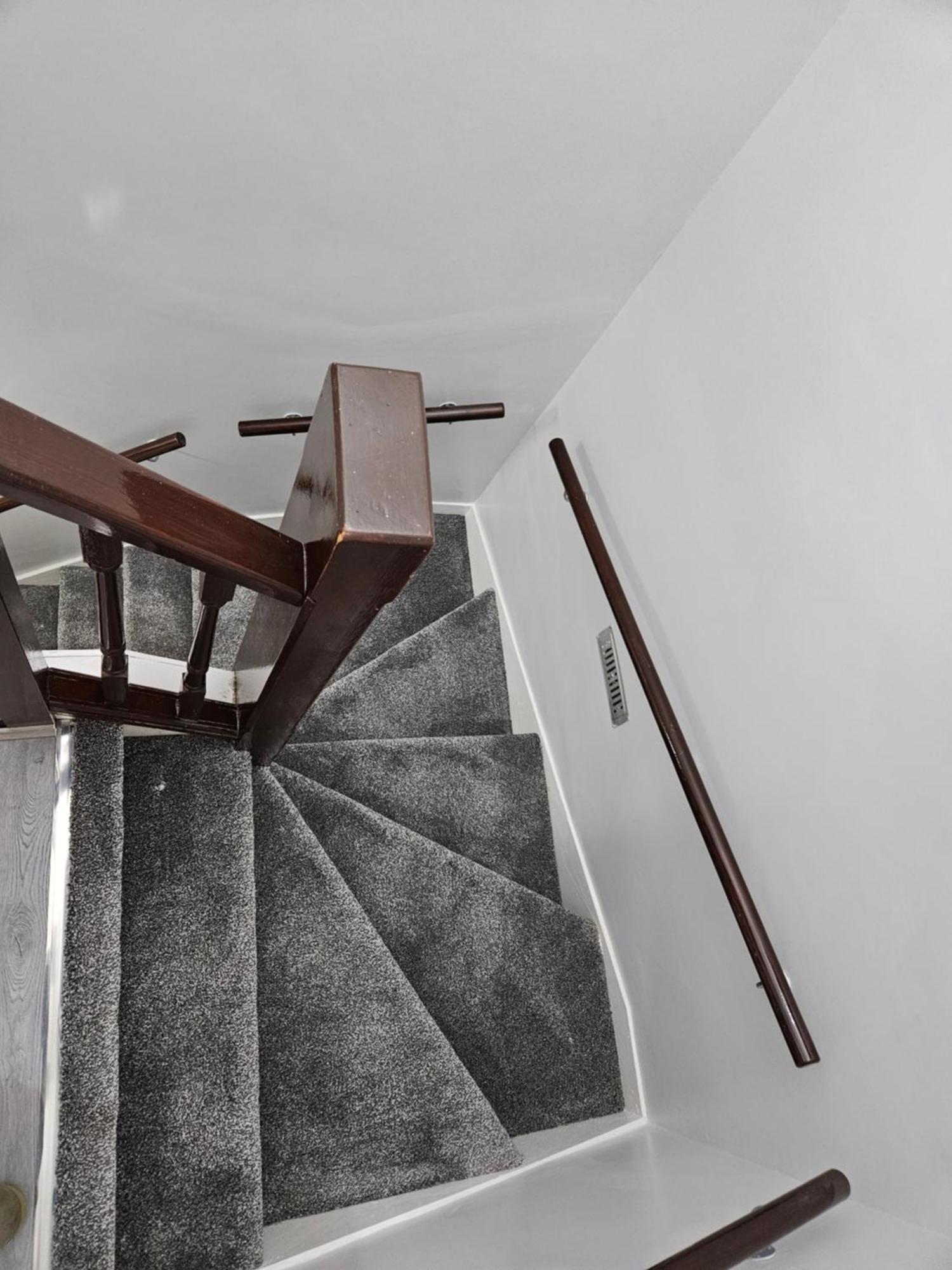 Lister Park Bradford 2Bed Detached Cottage House Parking Cinema Screen Games Room 외부 사진